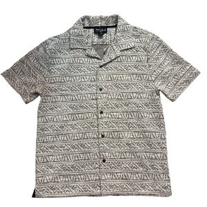 For the Republic Men Geometric Jacquard Camp Shirt size small NWT